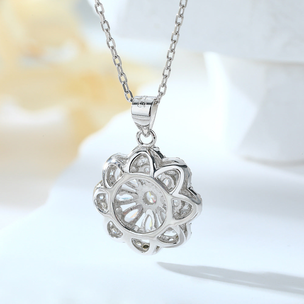 S925 Pure Silver Flower-shaped Collarbone Chain Pendant Necklace